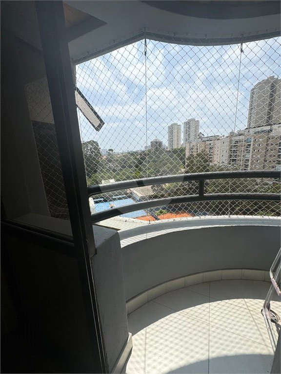 Apartamento à venda com 1 quarto em Vila Suzana, São Paulo, SP