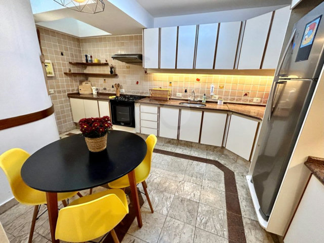 Casa à venda com 3 quartos, sendo 1 suíte,  em Vila Mascote, São Paulo, SP