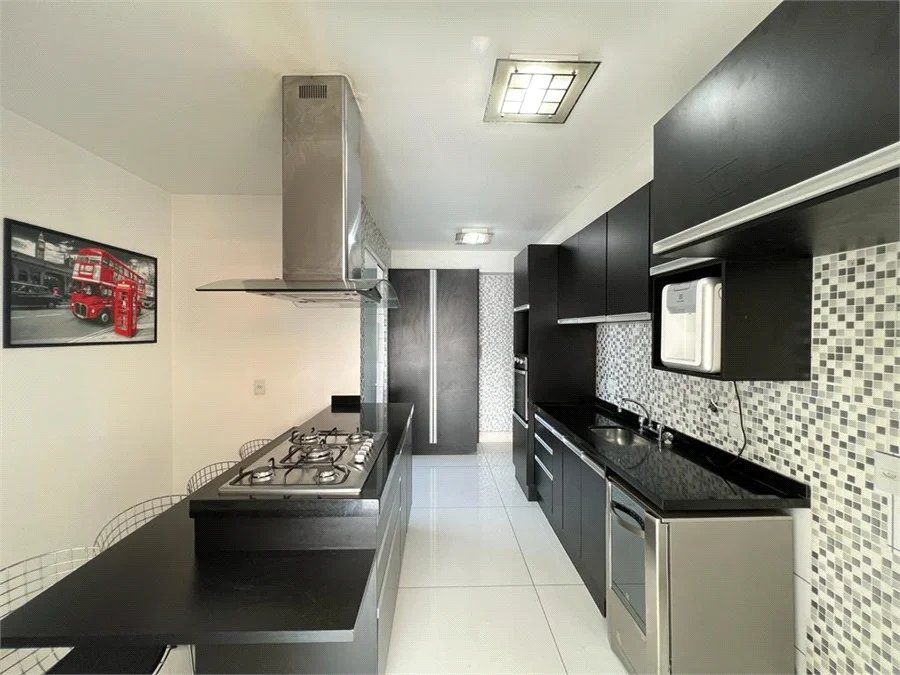 Apartamento à venda com 3 suítes em Vila Andrade, São Paulo, SP