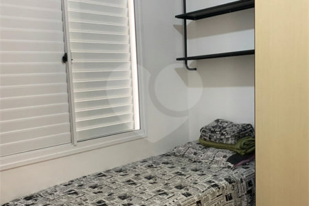 Casa à venda com 3 quartos, sendo 2 suítes,  no condomínio Residencial Jardins, São Bernardo do Campo - SP