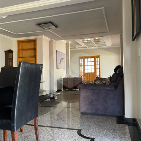 Casa à venda ou para alugar com 4 suítes em Jardim Cuiabá, Cuiabá, MT