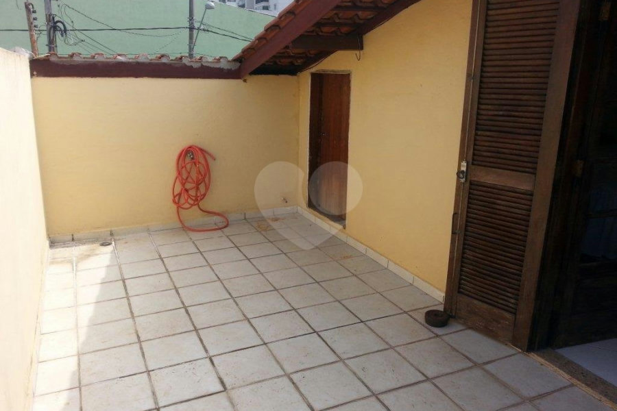 Sobrado à venda ou para alugar com 4 quartos, sendo 1 suíte, em Parada Inglesa, São Paulo, SP