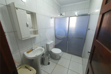Casa Térrea à venda com 3 quartos, sendo 1 suíte, no Centro, Poá, SP
