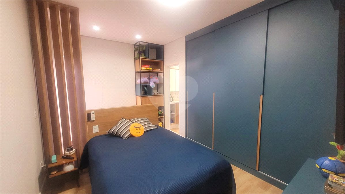Casa à venda com 4 suítes no condomínio Sta Morriz, Campinas - SP
