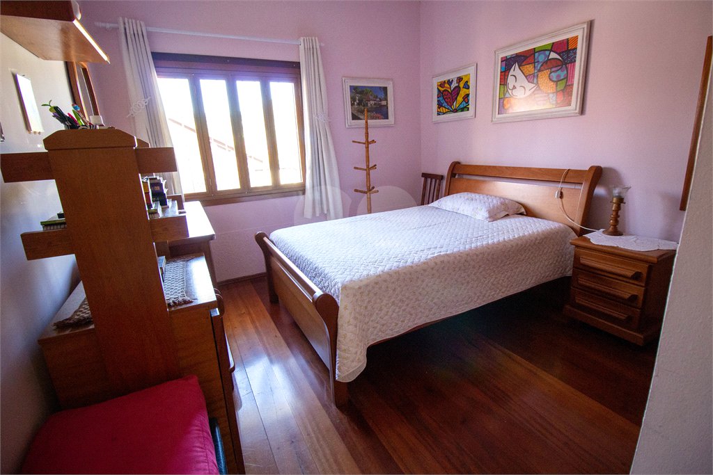 Casa à venda ou para alugar com 4 quartos, sendo 1 suíte, no Centro, São Roque, SP