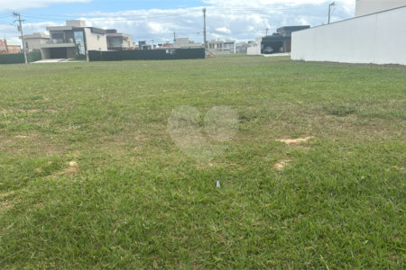 Terreno à venda em Ogiva, Cabo Frio, RJ