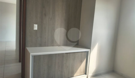 Apartamento à venda com 2 quartos, sendo 1 suíte,  em Parque Campolim, Sorocaba, SP