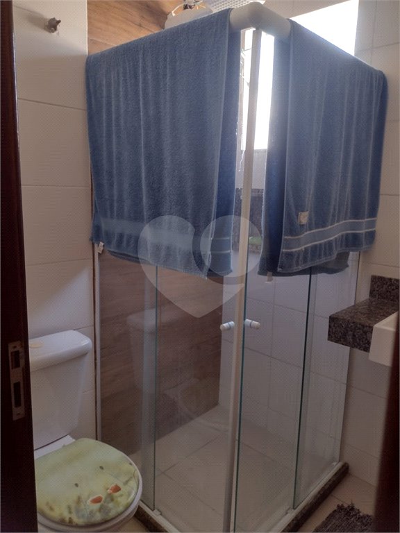 Casa à venda com 2 suítes no condomínio Residencial Camila., Rio de Janeiro - RJ