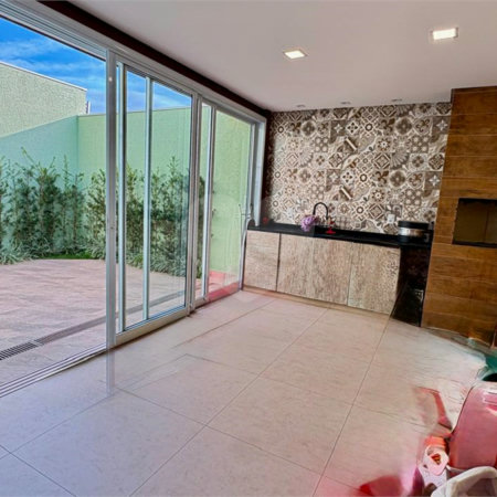 Casa à venda com 3 suítes no condomínio Villa Grimaldi, Sorocaba - SP