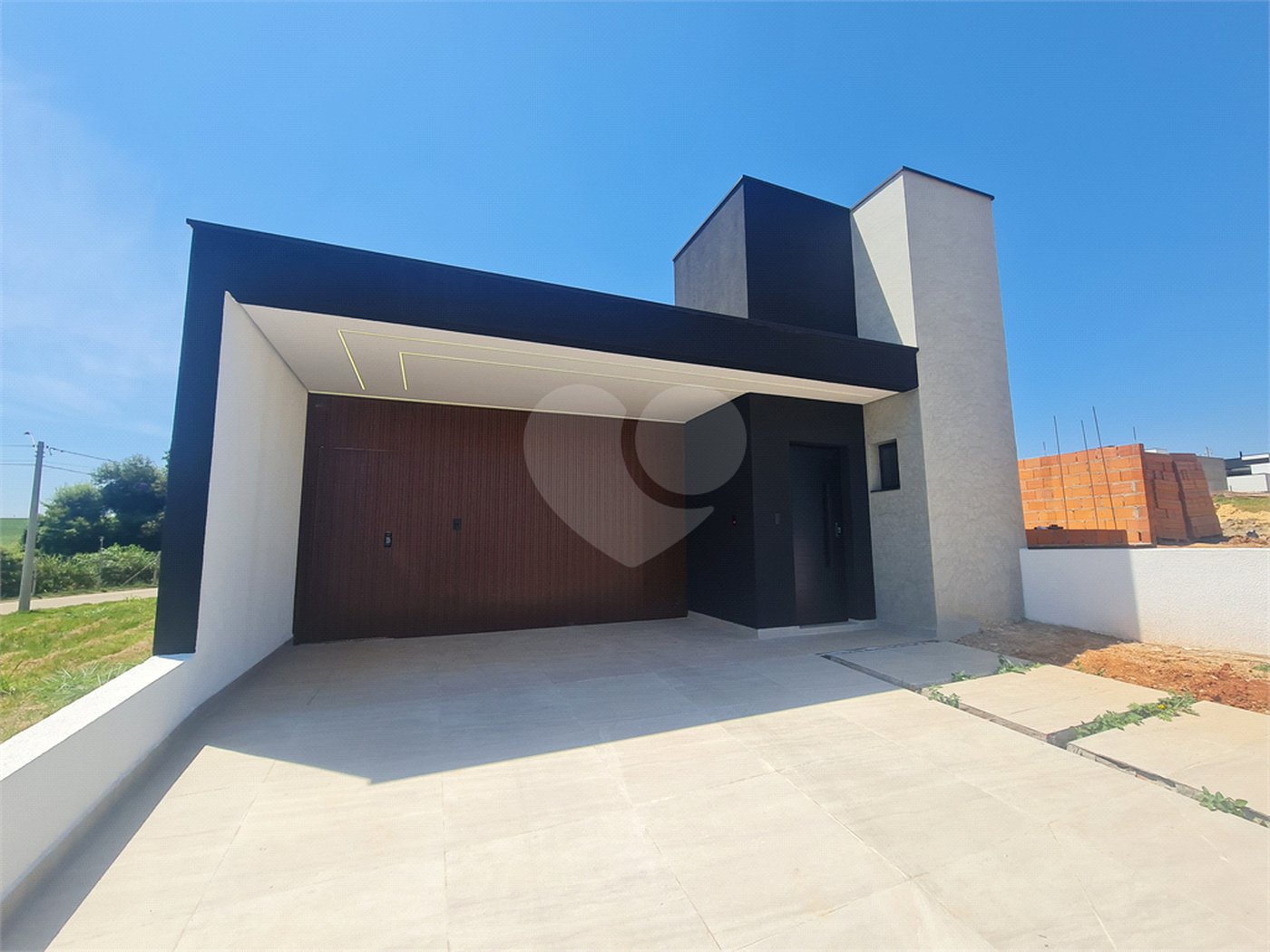 Casa à venda com 3 quartos, sendo 2 suítes, no condomínio Reserva Ipanema I, Sorocaba - SP