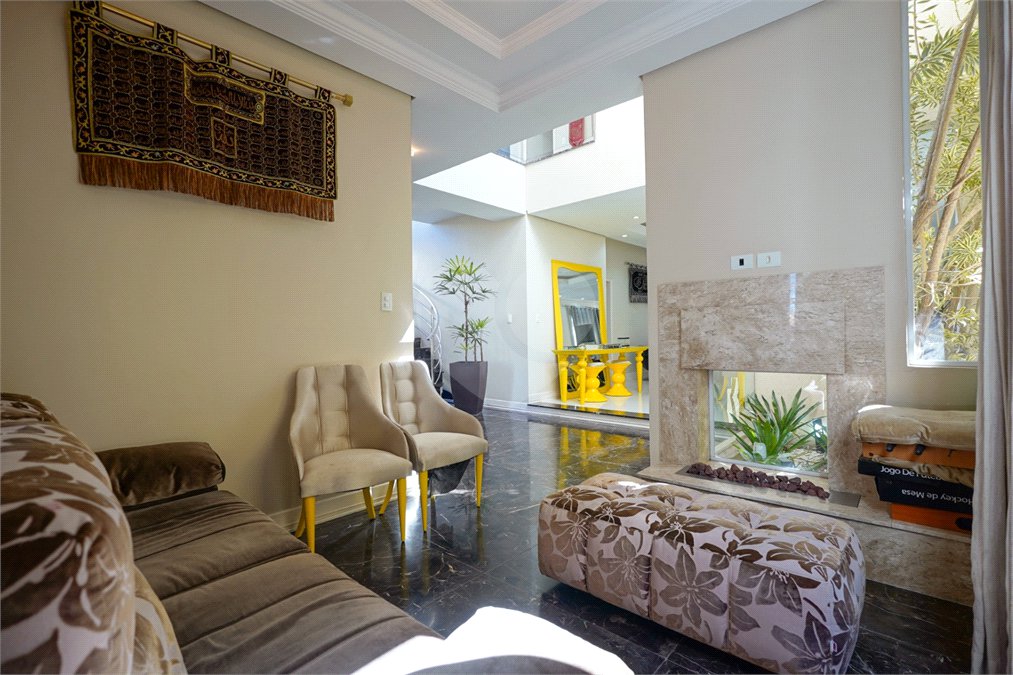 Casa à venda ou para alugar com 4 suítes em Interlagos, São Paulo, SP
