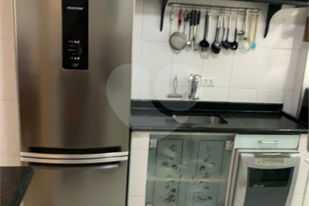 Apartamento à venda com 2 quartos, sendo 1 suíte,  em Canto do Forte, Praia Grande, SP