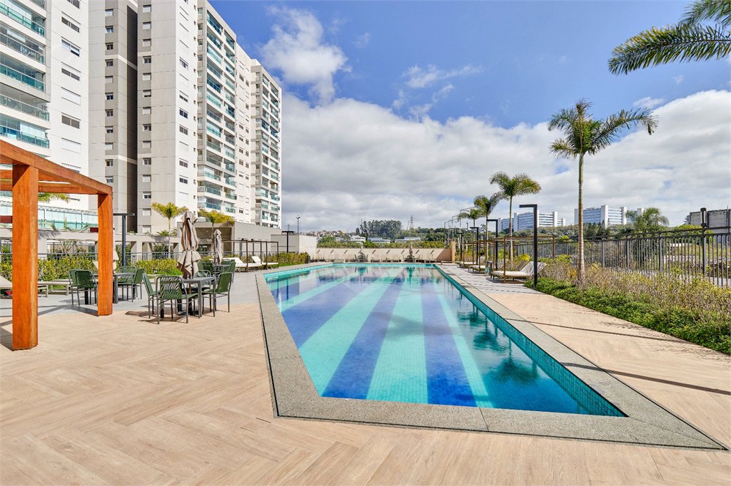 Apartamento à venda com 3 quartos, sendo 2 suítes, em Santo Amaro, São Paulo, SP