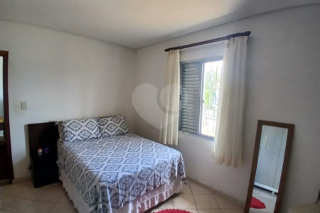 Sobrado à venda com 2 quartos em Vila Mazzei, São Paulo, SP