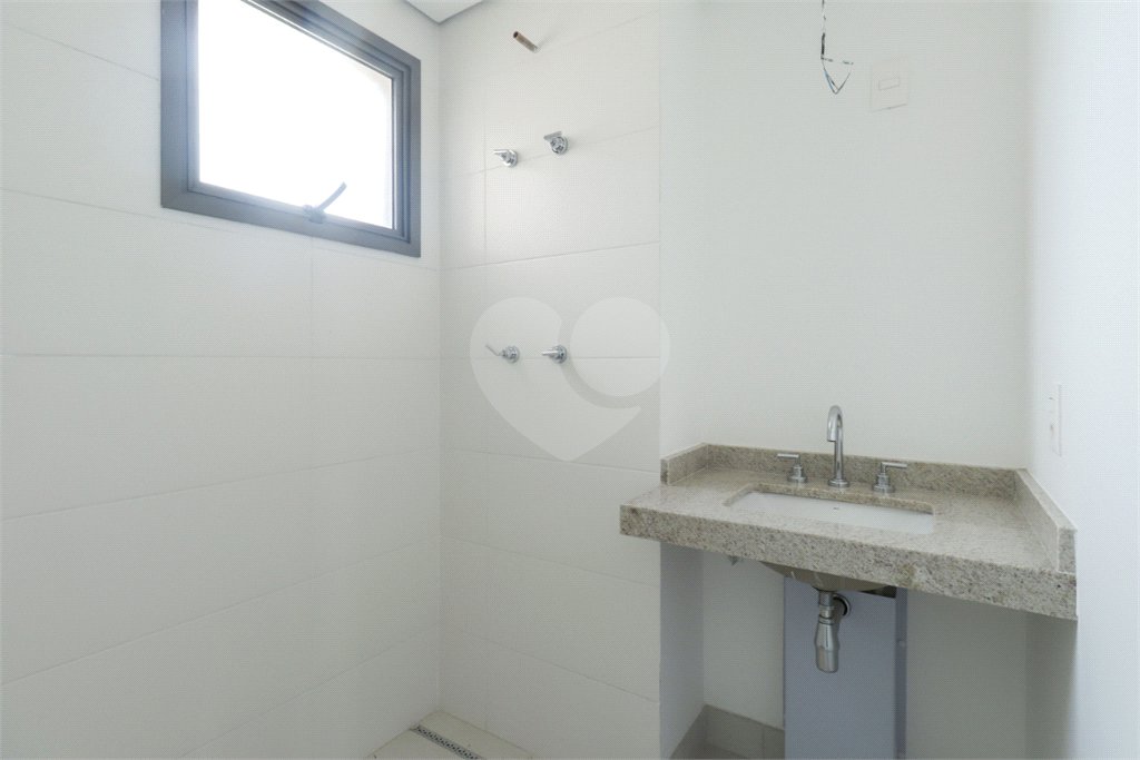 Apartamento à venda com 3 quartos, sendo 2 suítes,  em Brooklin, São Paulo, SP