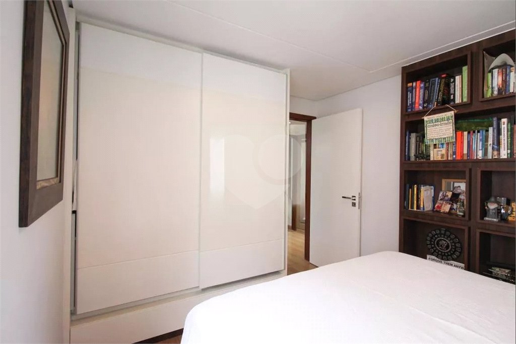 Apartamento para alugar com 3 quartos, sendo 1 suíte, em Itaim Bibi, São Paulo, SP