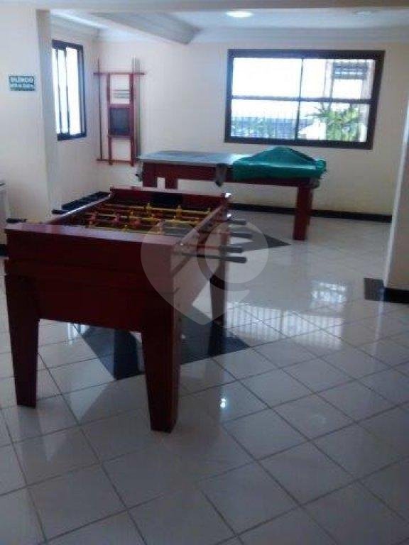 Apartamento à venda com 2 quartos, sendo 1 suíte, em Vila Tupi, Praia Grande, SP