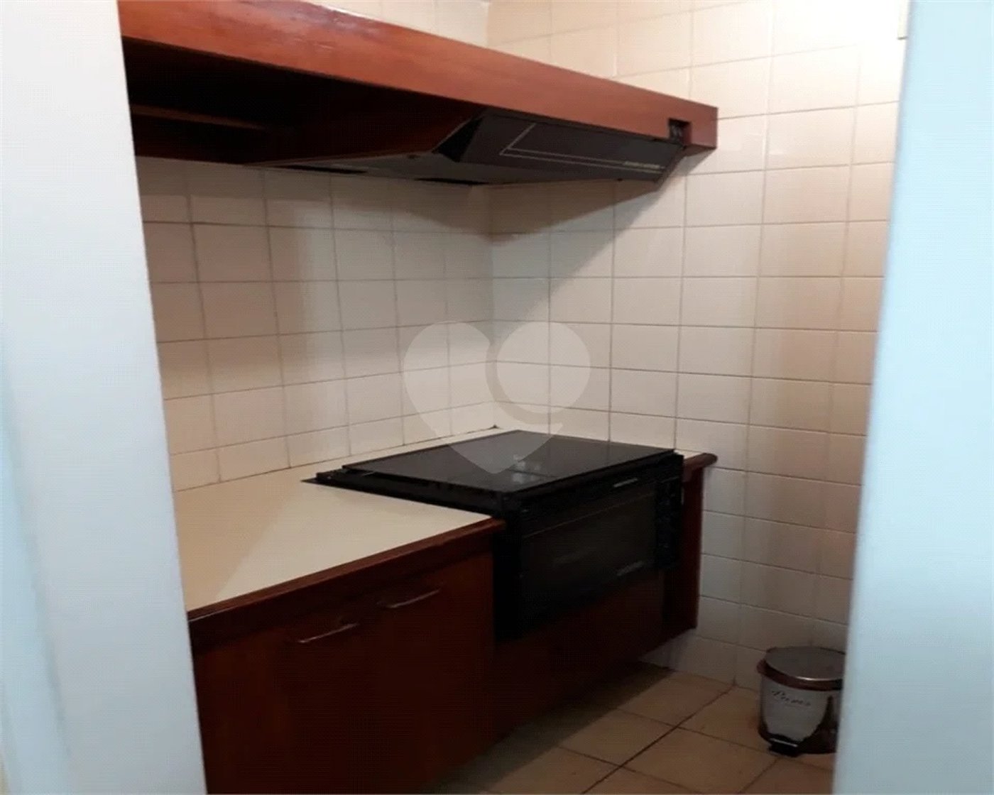 Apartamento à venda ou para alugar com 1 suíte em Bela Vista, São Paulo, SP