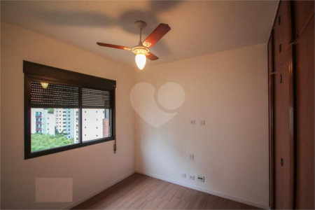 Apartamento à venda com 4 quartos, sendo 2 suítes,  em Real Parque, São Paulo, SP