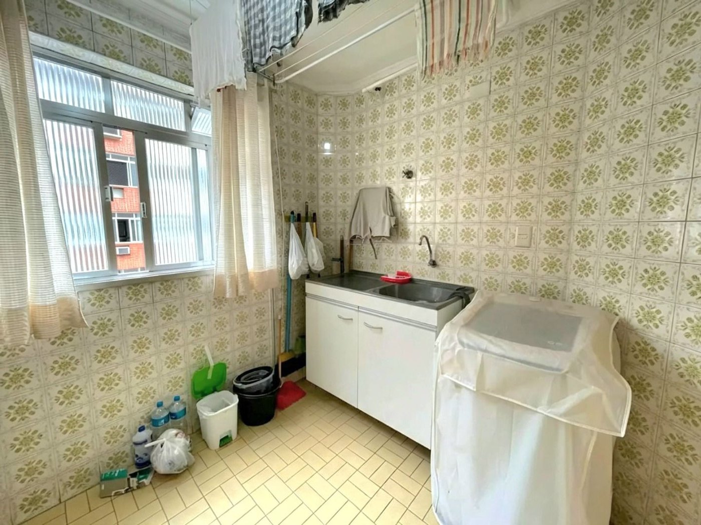 Apartamento com 3 dormitórios à venda, 117 m² por R$ 780.000,00 - Gonzaga - Santos/SP