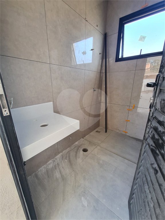 Casa à venda com 3 suítes no condomínio Terras de São Francisco, Vinhedo - SP