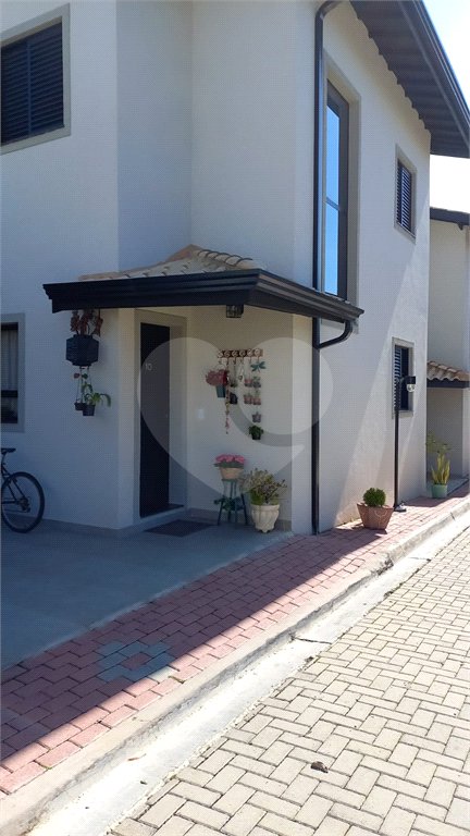 Casa à venda com 3 suítes no condomínio Residencial Marchant Buarque, Atibaia - SP