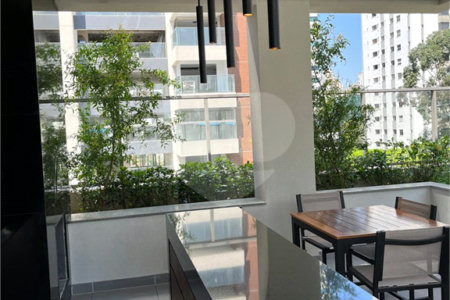 Apartamento à venda com 1 suíte em Campo Belo, São Paulo, SP