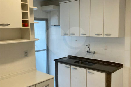 Apartamento para alugar com 3 quartos, sendo 1 suíte,  em Jardim Paulista, São Paulo, SP