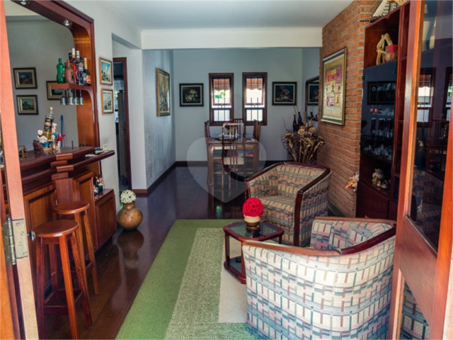 Sobrado à venda com 4 quartos, sendo 3 suítes,  em Mandaqui, São Paulo, SP