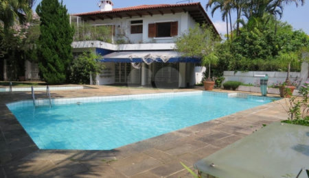 Casa de Vila à venda com 4 suítes em Morumbi, São Paulo, SP