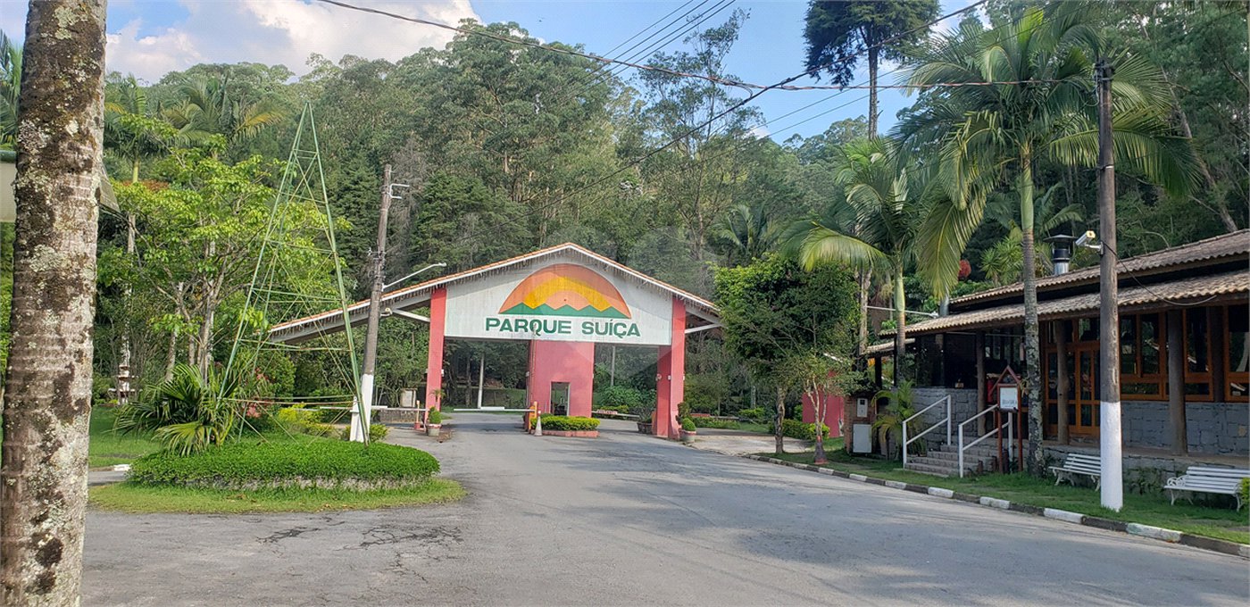 Casa à venda com 5 quartos no condomínio Parque Suiça, Caieiras - SP