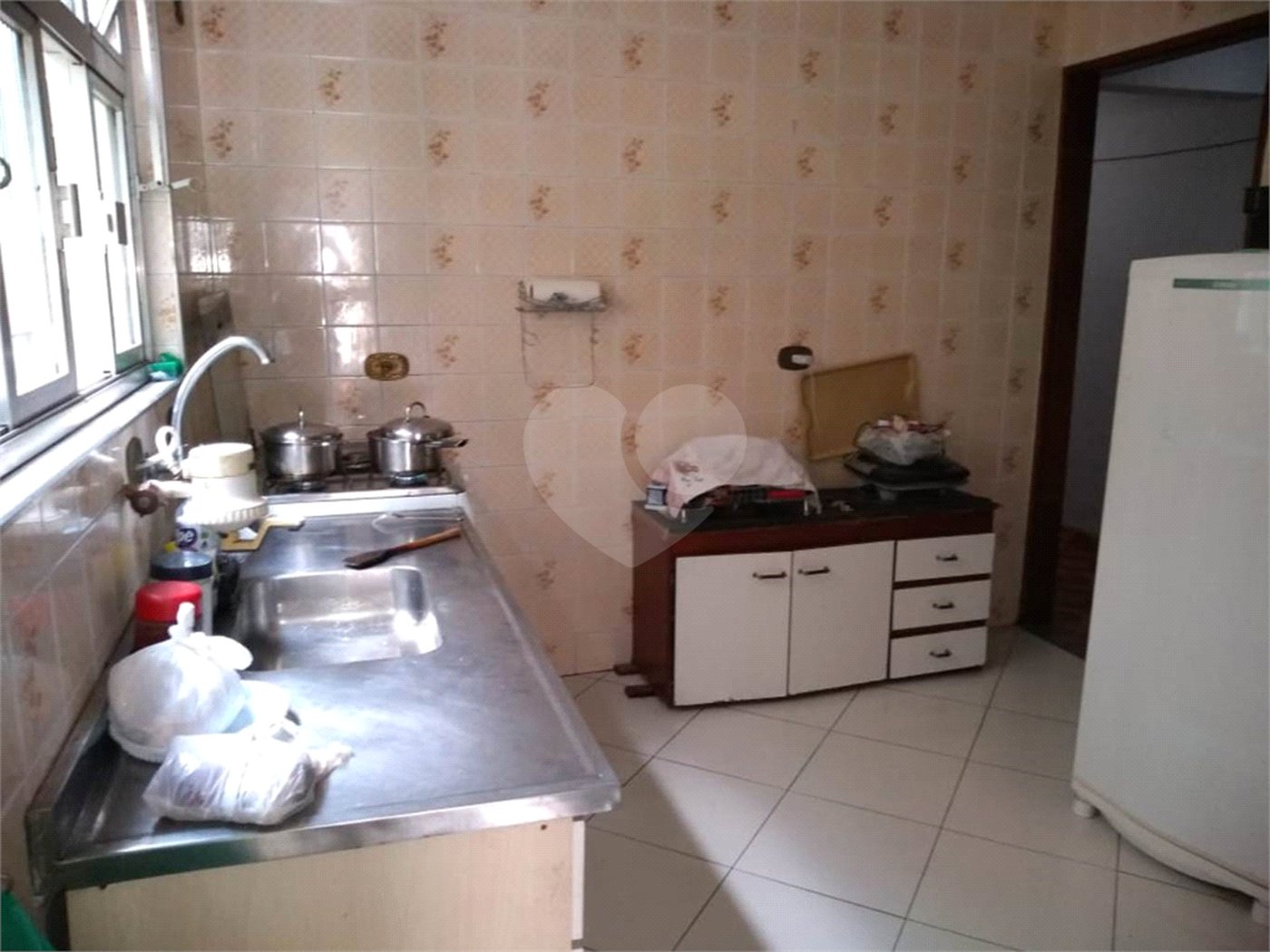 Casa Térrea à venda com 4 quartos, sendo 1 suíte,  em Vila Nivi, São Paulo, SP
