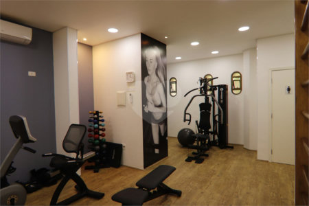 Apartamento à venda com 4 quartos, sendo 2 suítes, em Indianópolis, São Paulo, SP