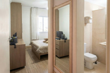 Apartamento com 2 dormitórios à venda, 70 m² por R$ 690.000,00 - Embaré - Santos/SP