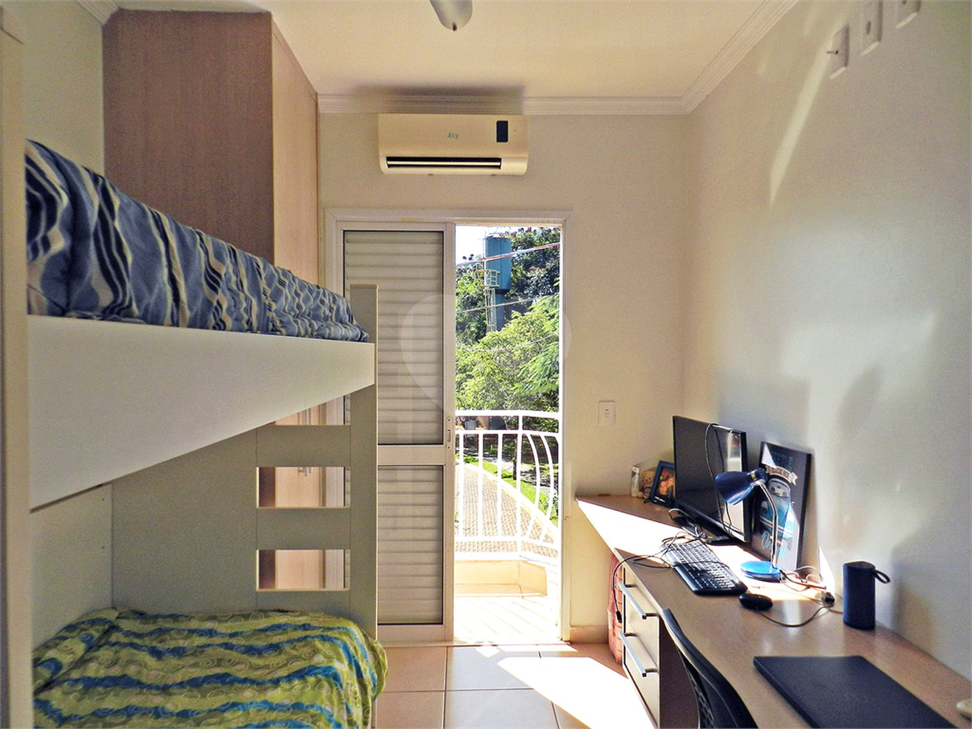 Casa à venda com 3 quartos, sendo 1 suíte, no condomínio Topazio Rp, Ribeirão Preto - SP
