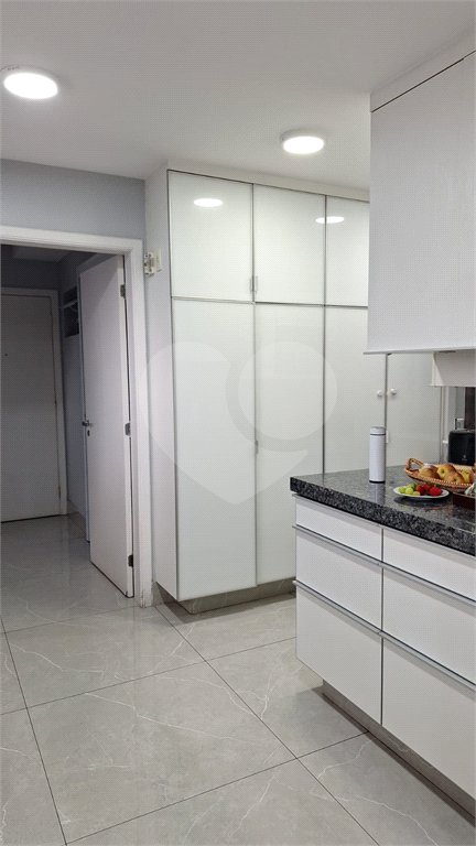 Apartamento para alugar com 3 suítes em Vila Gertrudes, São Paulo, SP