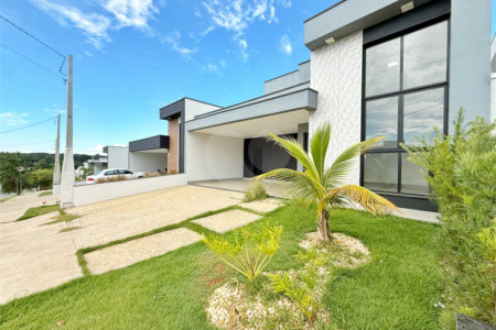 Casa à venda com 3 quartos, sendo 1 suíte,  no condomínio Jardim Piemonte, Indaiatuba - SP