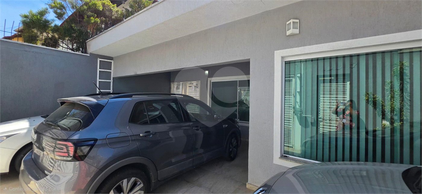 Casa Térrea à venda ou para alugar com 8 quartos, sendo 4 suítes, em Vila Pereira Barreto, São Paulo, SP