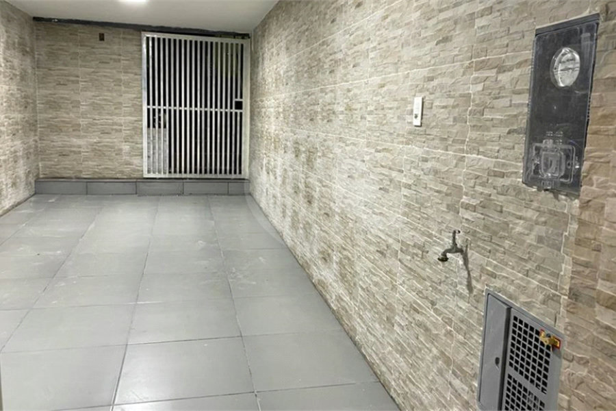Sobrado à venda com 4 quartos, sendo 1 suíte, em Tremembé, São Paulo, SP