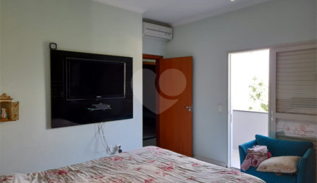 Sobrado à venda com 3 quartos, sendo 1 suíte, no Centro, Indaiatuba, SP