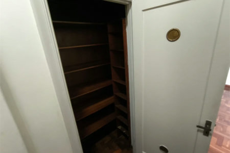 Sobrado à venda com 5 quartos, sendo 1 suíte, em Jardim Trussardi, São Paulo, SP