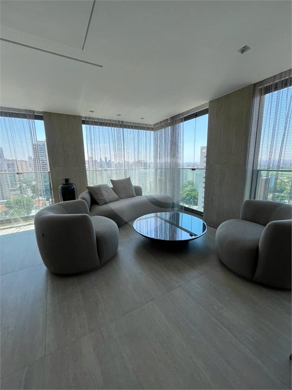 Apartamento à venda com 4 suítes em Santana, São Paulo, SP