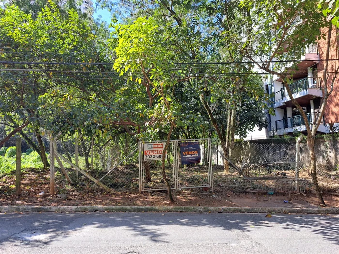 Terreno à venda em Jardim Ampliação, São Paulo, SP
