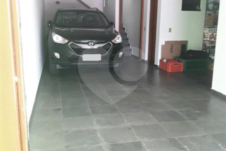 Sobrado à venda com 3 quartos, sendo 1 suíte,  em Vila Santa Terezinha (zona Norte), São Paulo, SP