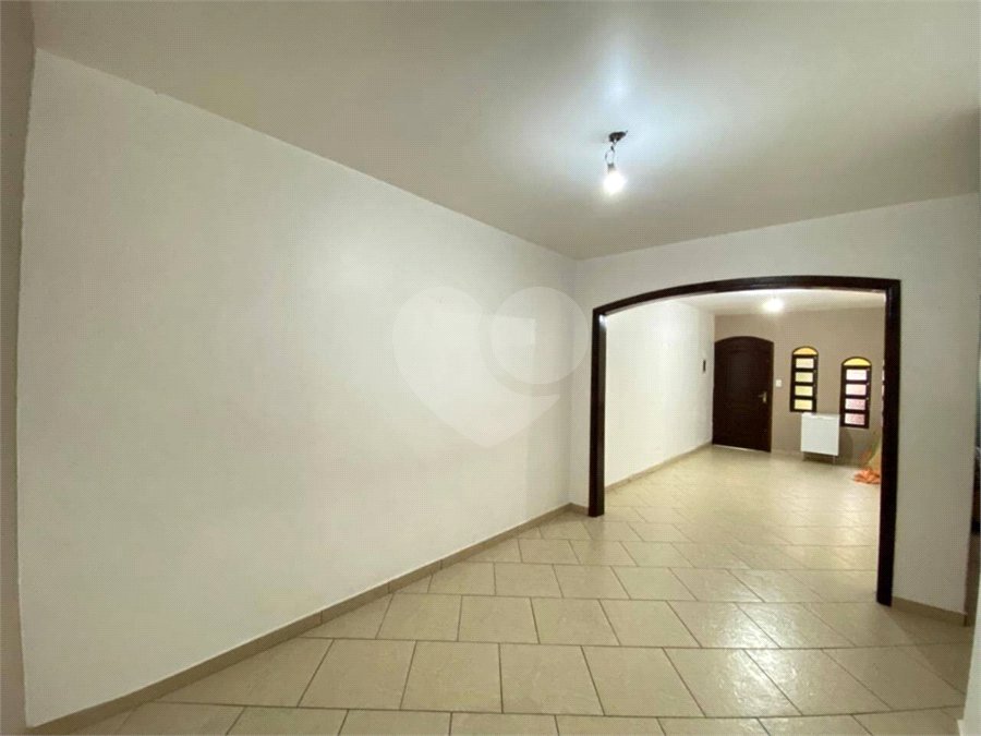 Casa à venda com 4 quartos, sendo 2 suítes, em Parque Santana, Mogi das Cruzes, SP