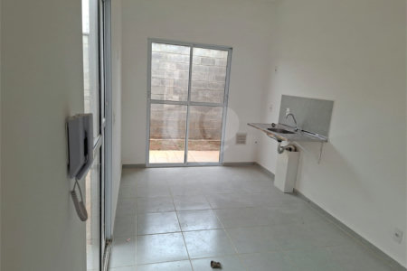 Casa à venda com 2 quartos no condomínio Villagio Allegro, Itapetininga - SP