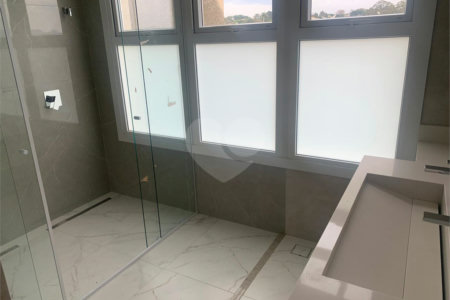 Casa à venda com 3 suítes no condomínio Quadra Real, Atibaia - SP