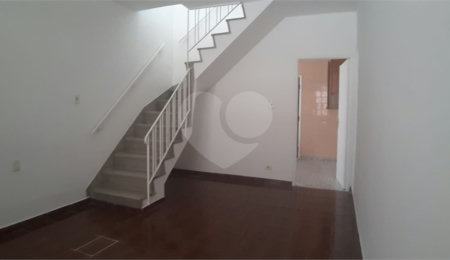Sobrado à venda com 2 quartos em Santana, São Paulo, SP