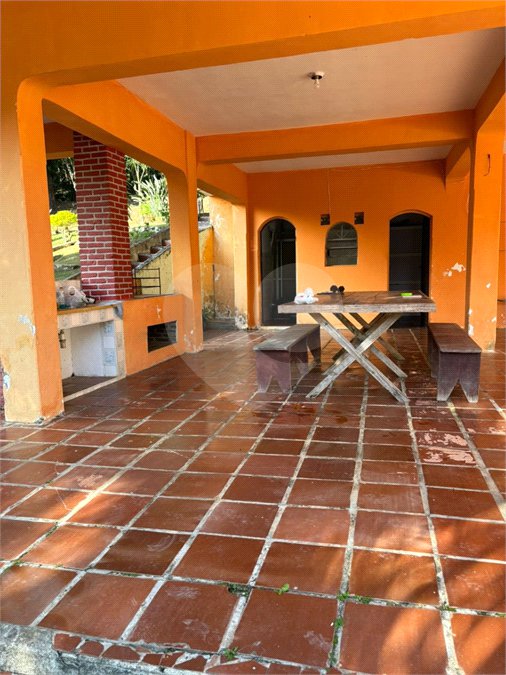 Sítio à venda com 5 quartos, sendo 1 suíte,  em Mirante do Arujá, Arujá, SP