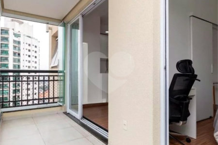 Apartamento à venda com 1 quarto em Vila Regente Feijó, São Paulo, SP